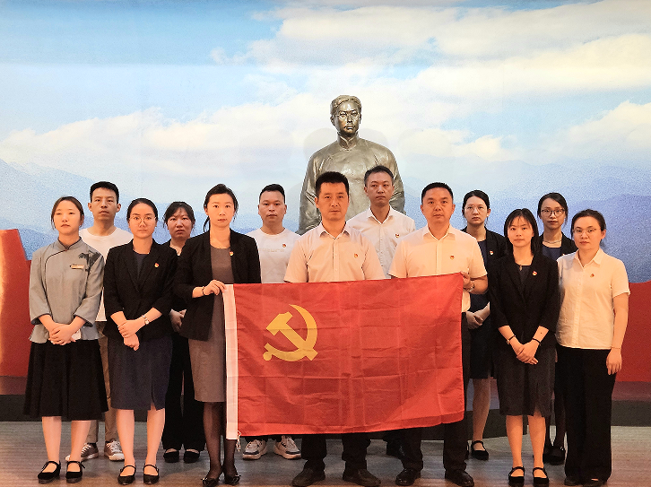 1752631346715332.png 1752629012557.png