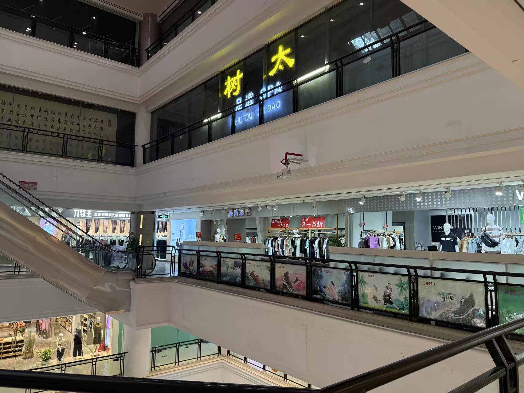 1752831689850176.jpg 4ecafb6ade5464d399ce2f1cc7dc3df.jpg