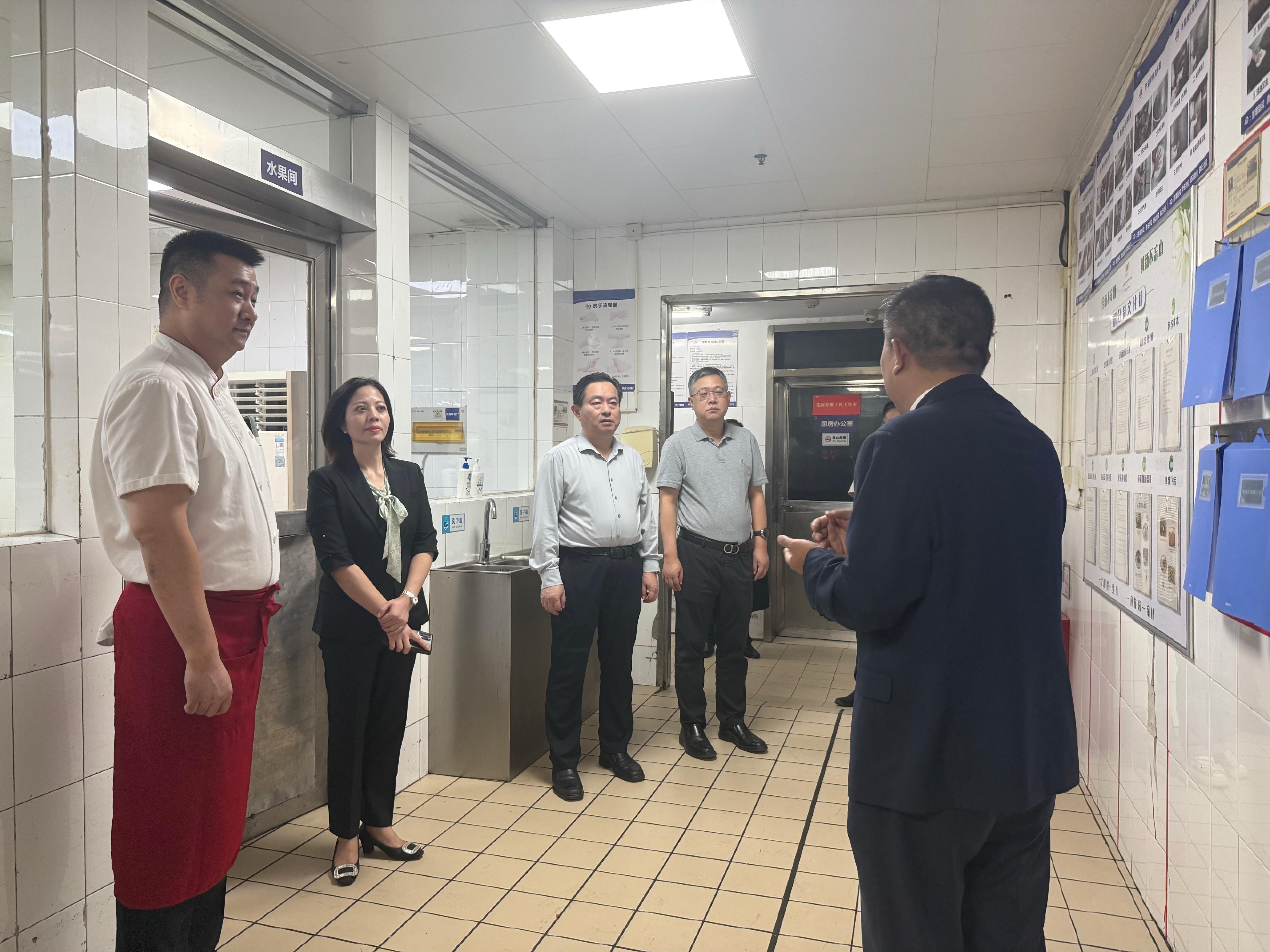 1758701122920347.jpg 3.jpg